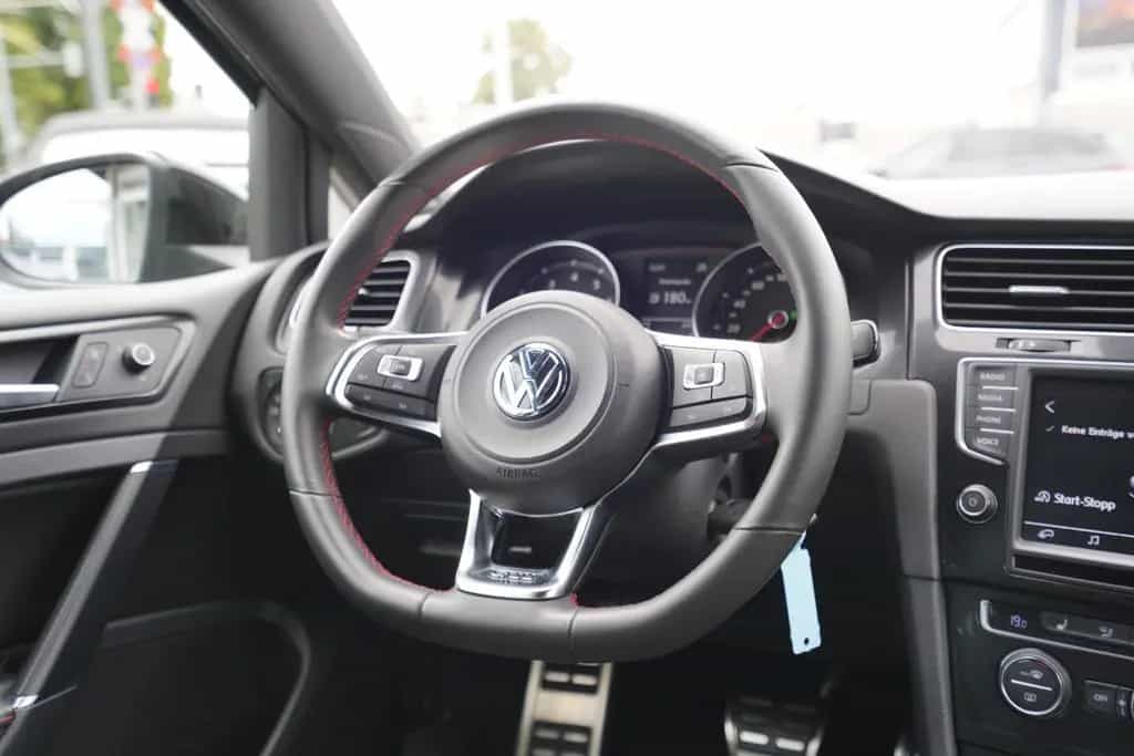 Volkswagen Golf VII GTI*Kamera*Navi*DSG*BI-Xenon*Tempomat* 10/2014-photo-25