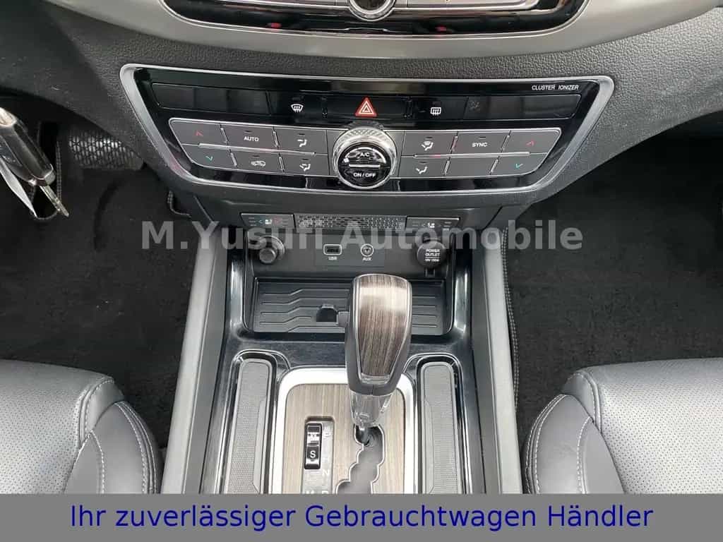 Ssangyong REXTON 2.2 e-XDi 220 2WD SAPPHIRE NAVI|CAM|LEDER 12/2017-photo-27