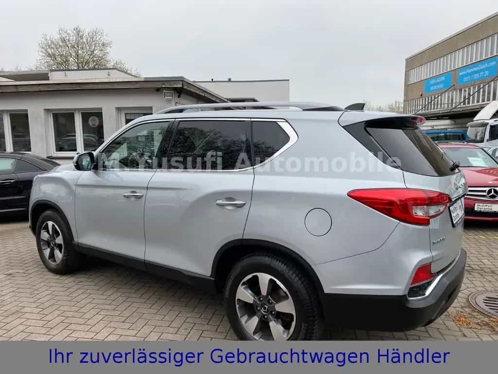 Ssangyong REXTON 2.2 e-XDi 220 2WD SAPPHIRE NAVI|CAM|LEDER 12/2017-photo-3