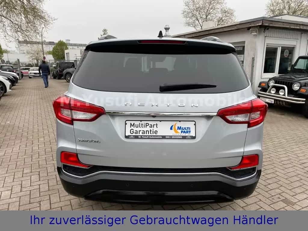 Ssangyong REXTON 2.2 e-XDi 220 2WD SAPPHIRE NAVI|CAM|LEDER 12/2017-photo-5