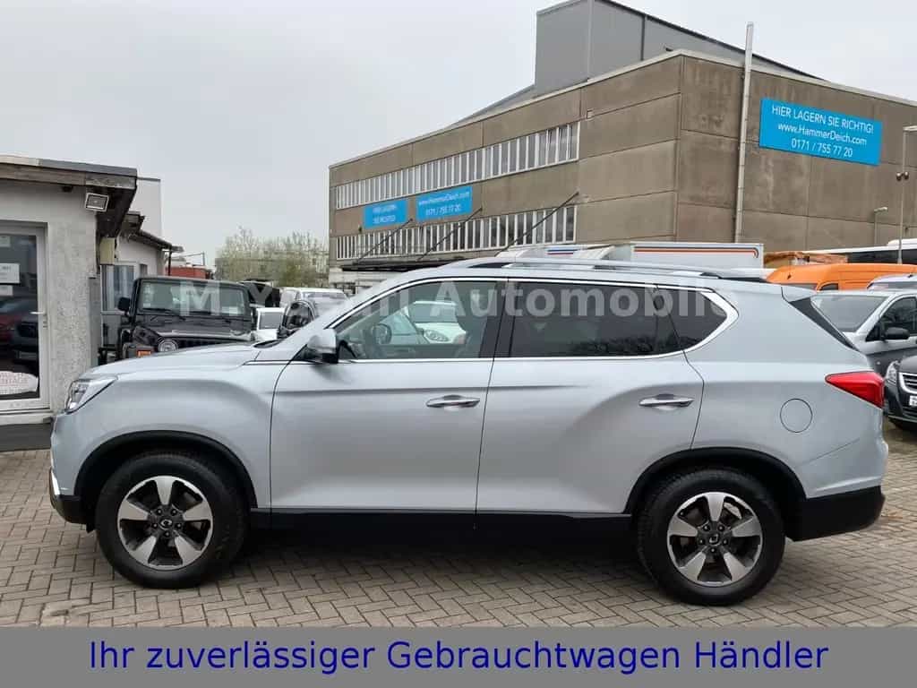 Ssangyong REXTON 2.2 e-XDi 220 2WD SAPPHIRE NAVI|CAM|LEDER 12/2017-photo-6