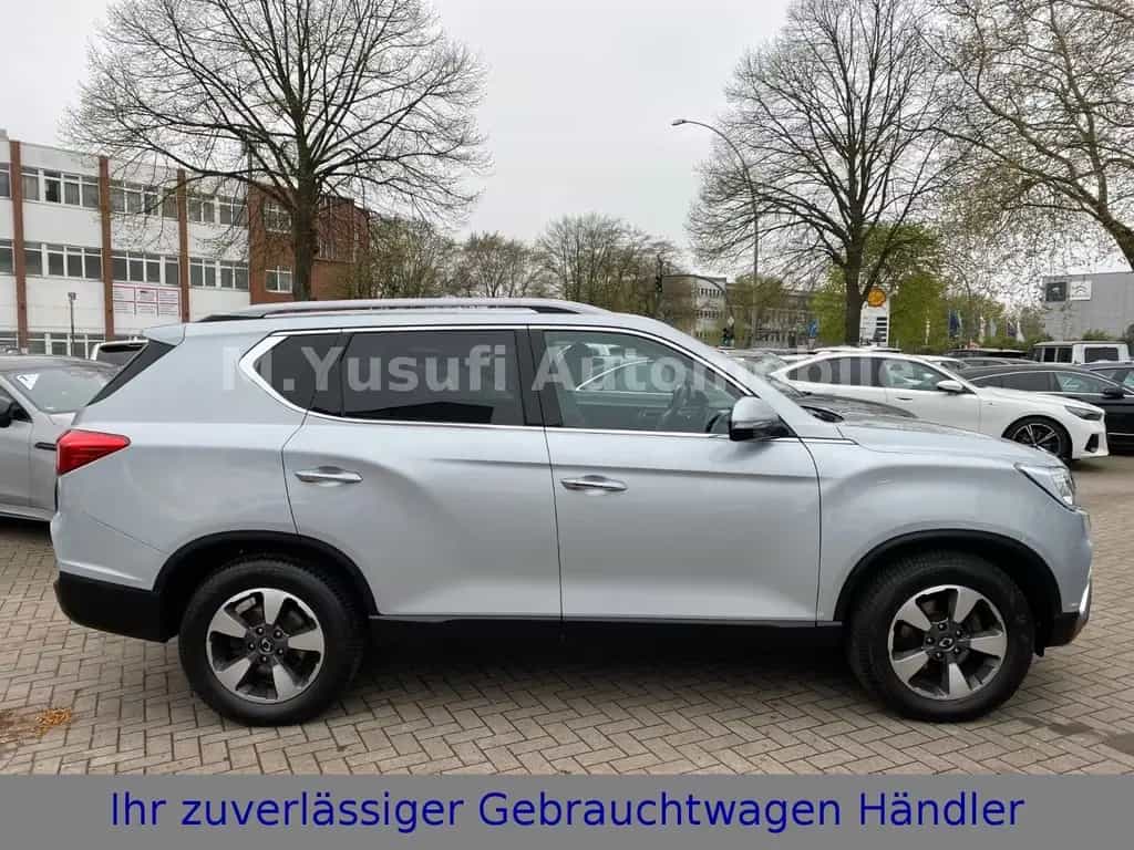 Ssangyong REXTON 2.2 e-XDi 220 2WD SAPPHIRE NAVI|CAM|LEDER 12/2017-photo-8