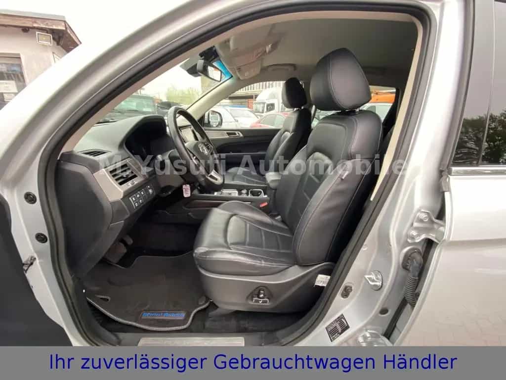 Ssangyong REXTON 2.2 e-XDi 220 2WD SAPPHIRE NAVI|CAM|LEDER 12/2017-photo-9