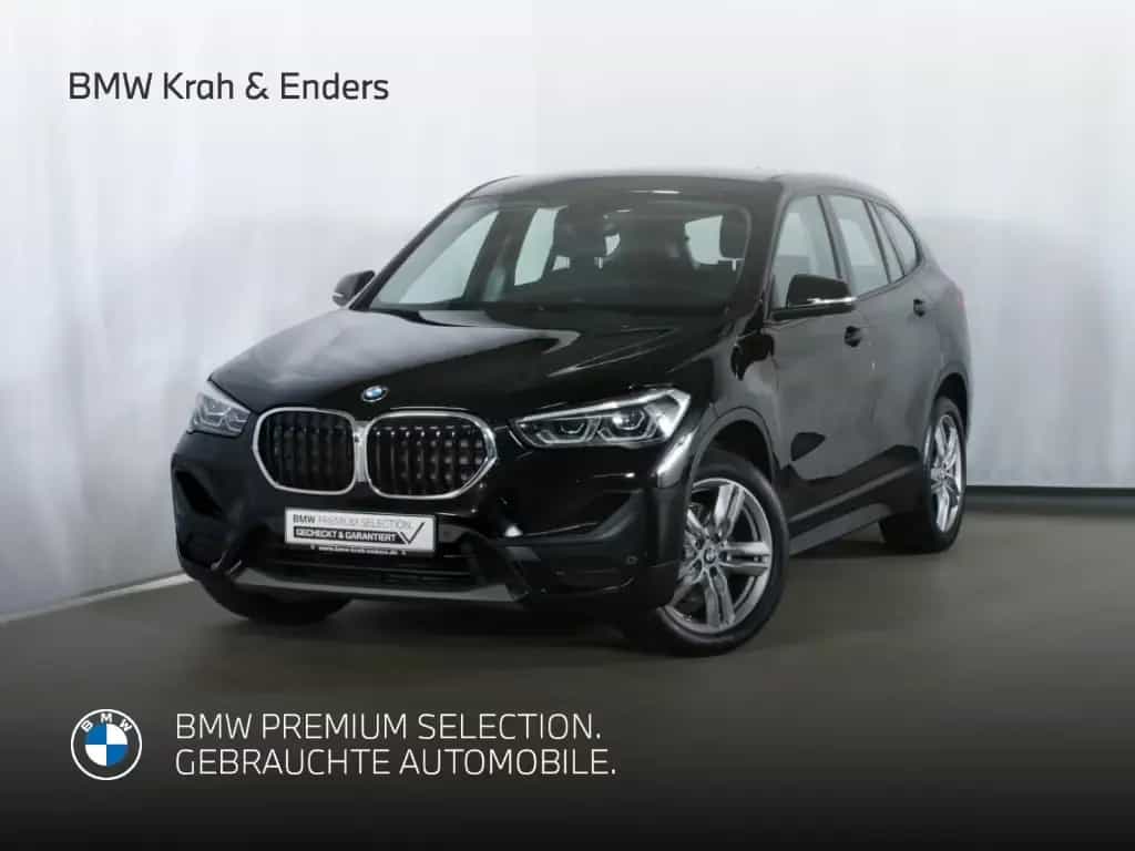 BMW X1 sDrive 18i Kamera Sportsitze NAVI LED DAB 04/2022-photo-0