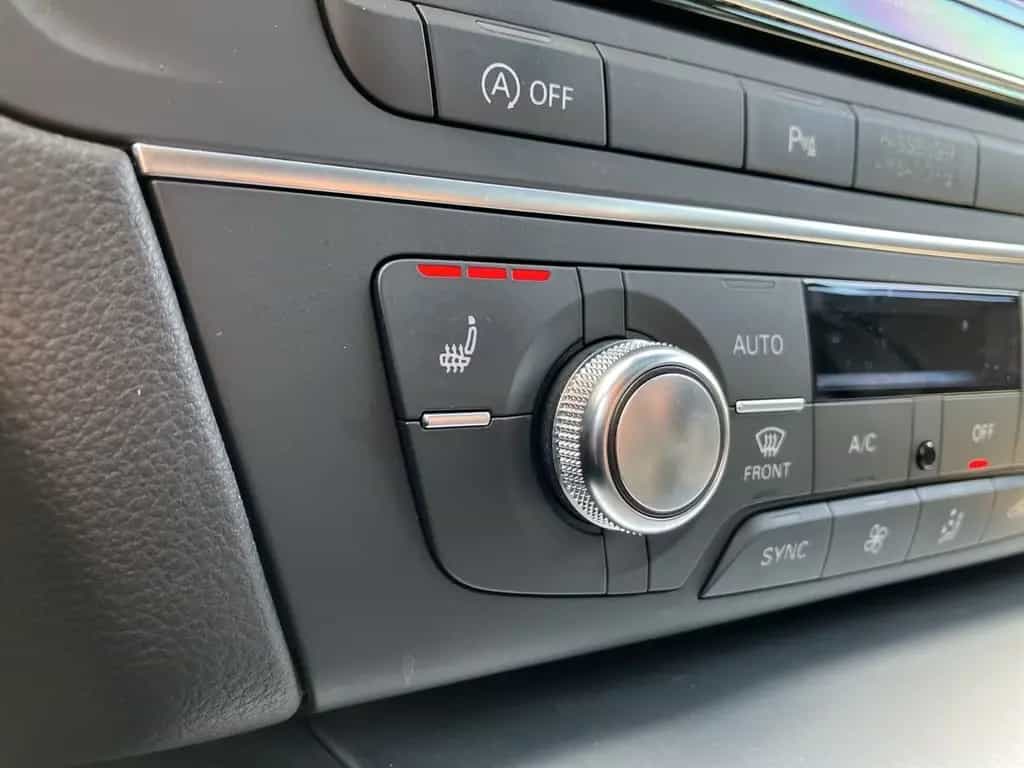 Audi A6 Avant 3.0 TDI quattro S line PANO+BOSE+AHK 10/2014-photo-32