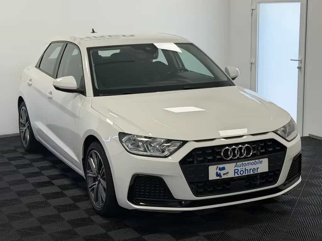 Audi A1 Sportback 35 TFSI S-tronic advanced Virtual 03/2019-photo-3