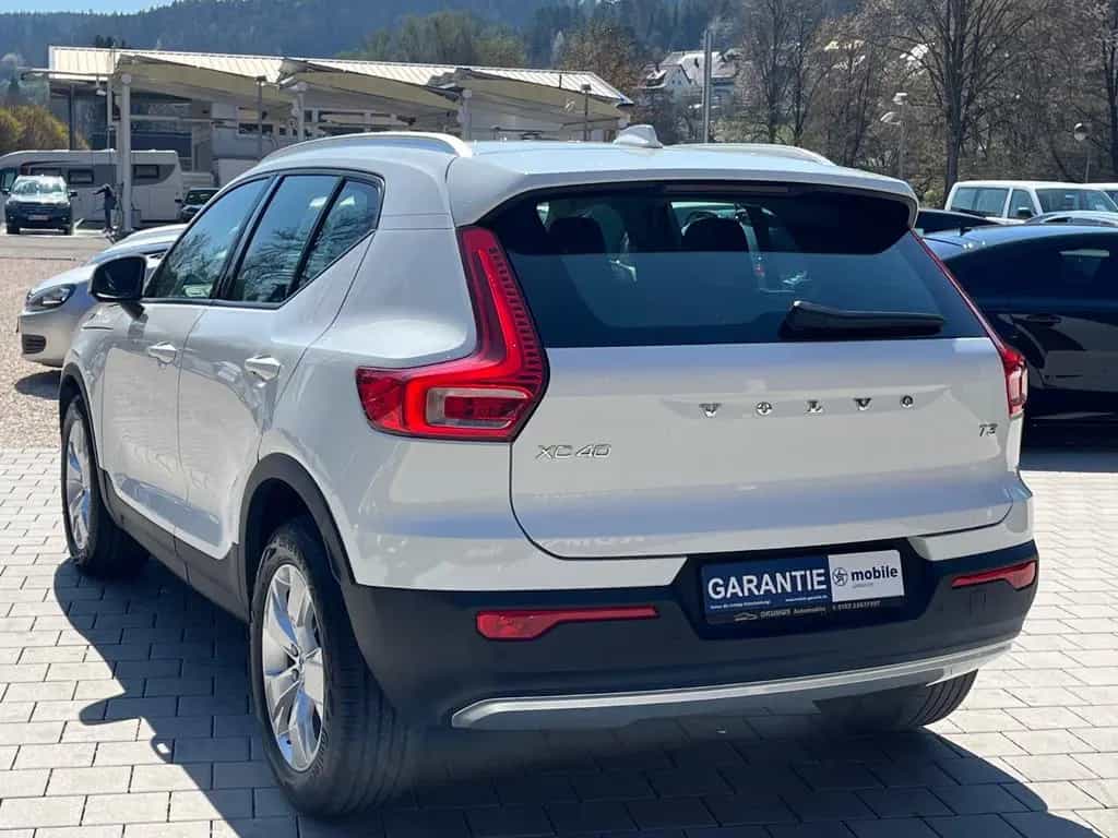 Volvo XC40 XC 40 Momentum Pro  LED*H&K*RKAM*VIRTUAL*CARPLAY 02/2021-photo-4