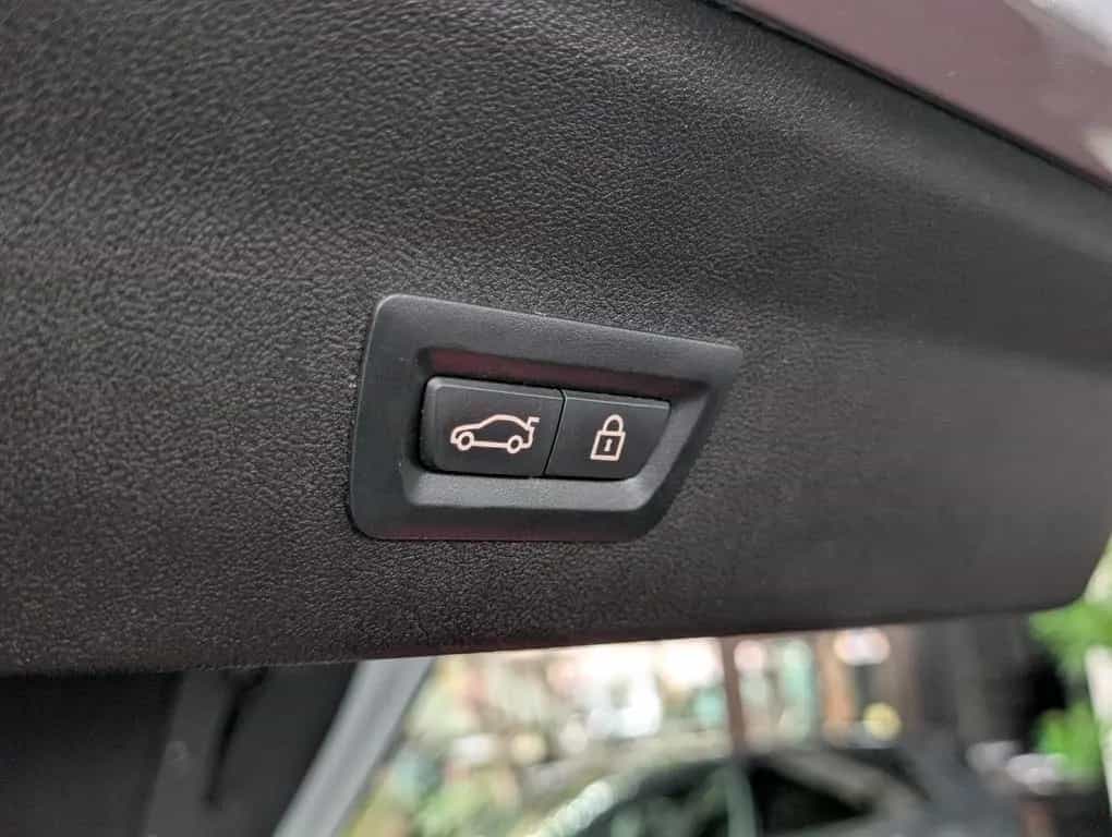 BMW X4 xDrive 30 i xLine MSport Shadow PANO H&K VOLL 02/2019-photo-17
