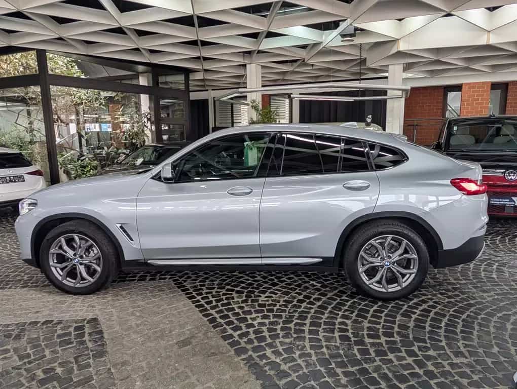 BMW X4 xDrive 30 i xLine MSport Shadow PANO H&K VOLL 02/2019-photo-4