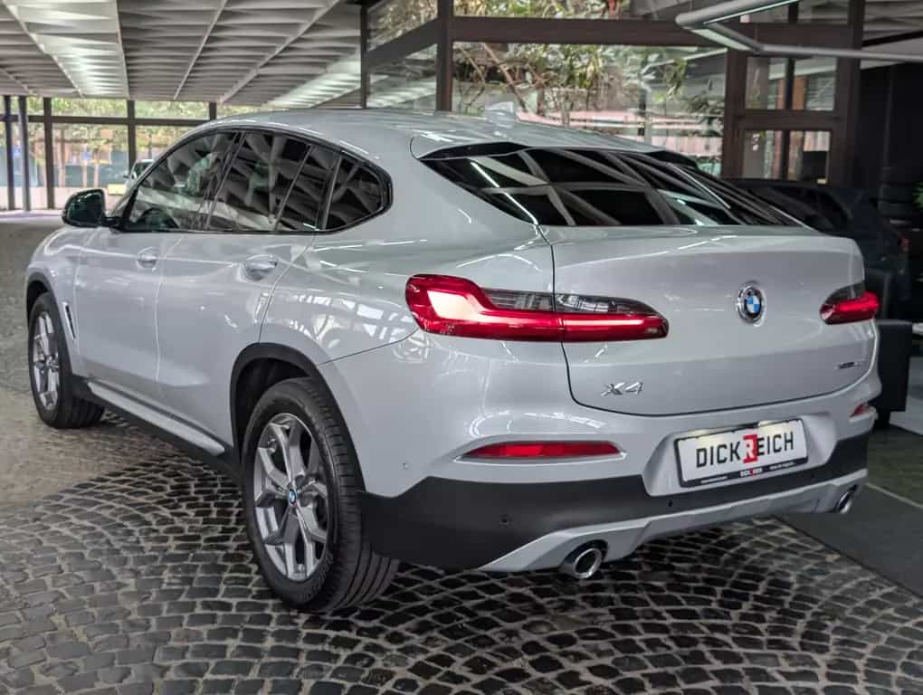 BMW X4 xDrive 30 i xLine MSport Shadow PANO H&K VOLL 02/2019-photo-5