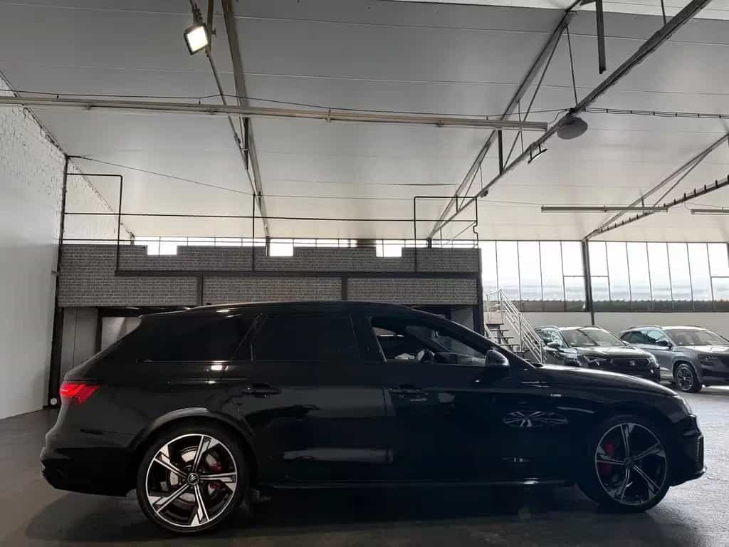 Audi A4 Avant 40 TDI quattro /3x S line/ACC/MATRIX/19 03/2024-photo-9