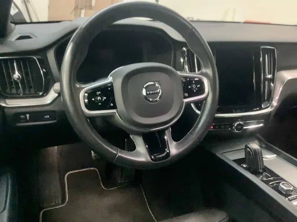 Volvo V60 B4 R-DESIGN HEAD-UP MASSAGE CAM LEDER LED 08/2020-photo-12