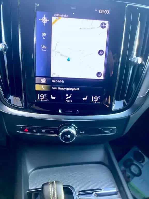Volvo V60 B4 R-DESIGN HEAD-UP MASSAGE CAM LEDER LED 08/2020-photo-13