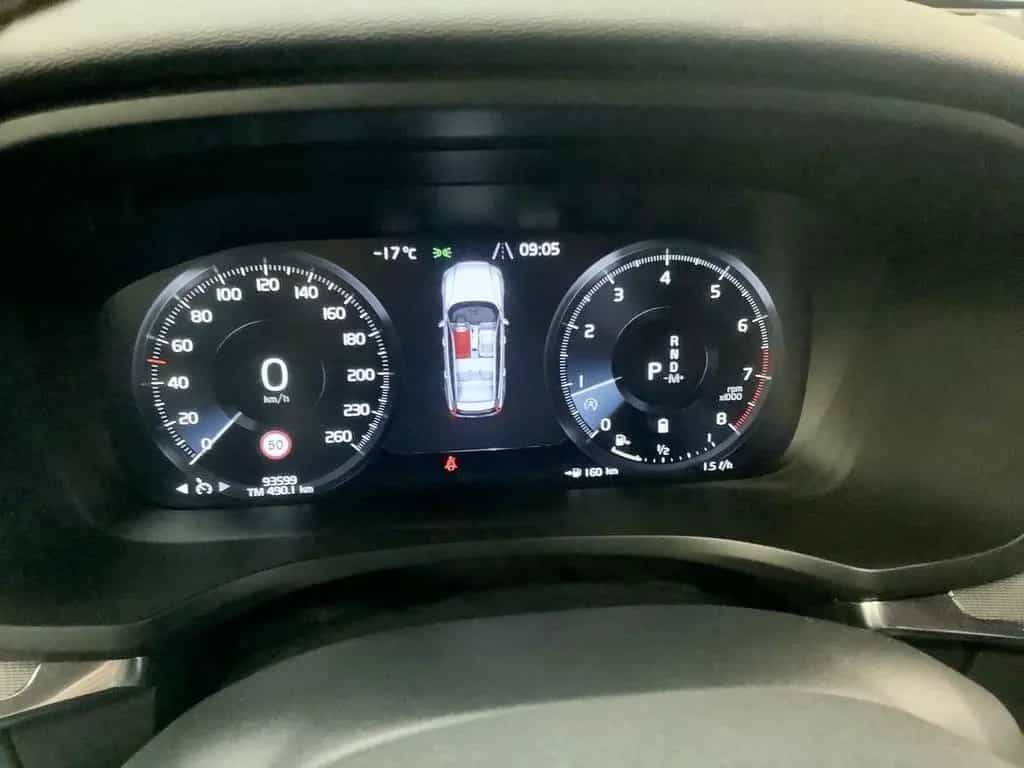 Volvo V60 B4 R-DESIGN HEAD-UP MASSAGE CAM LEDER LED 08/2020-photo-15