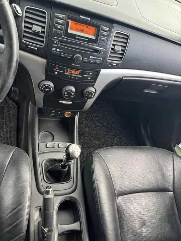 Ssangyong Korando 2.0 e-XDi 175 CV AWD MT Classy 06/2011-photo-6