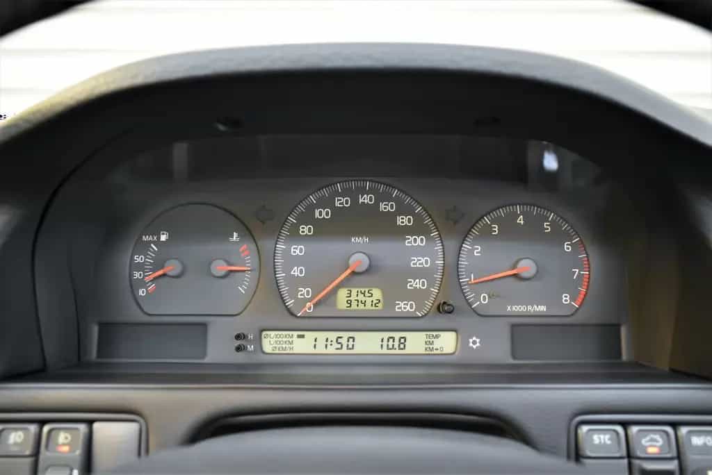 Volvo C70 2.0T Cabriolet Collection+SHZ+Memory 04/2005-photo-23