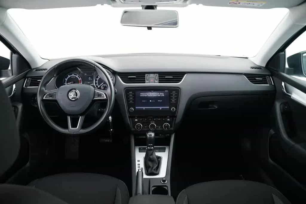 Skoda Octavia COMBI 1.4TSI DSG+APPLE/ANDR+SHZ+TEMPOMAT 09/2017-photo-10