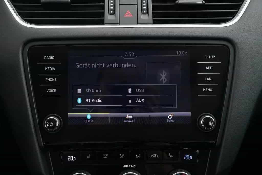 Skoda Octavia COMBI 1.4TSI DSG+APPLE/ANDR+SHZ+TEMPOMAT 09/2017-photo-19