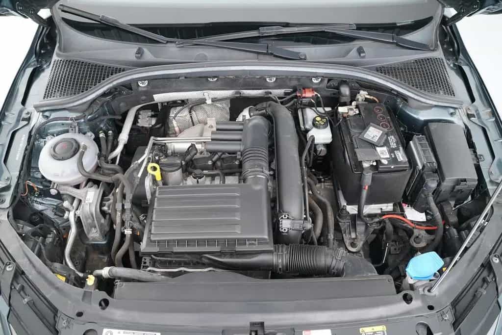 Skoda Octavia COMBI 1.4TSI DSG+APPLE/ANDR+SHZ+TEMPOMAT 09/2017-photo-25