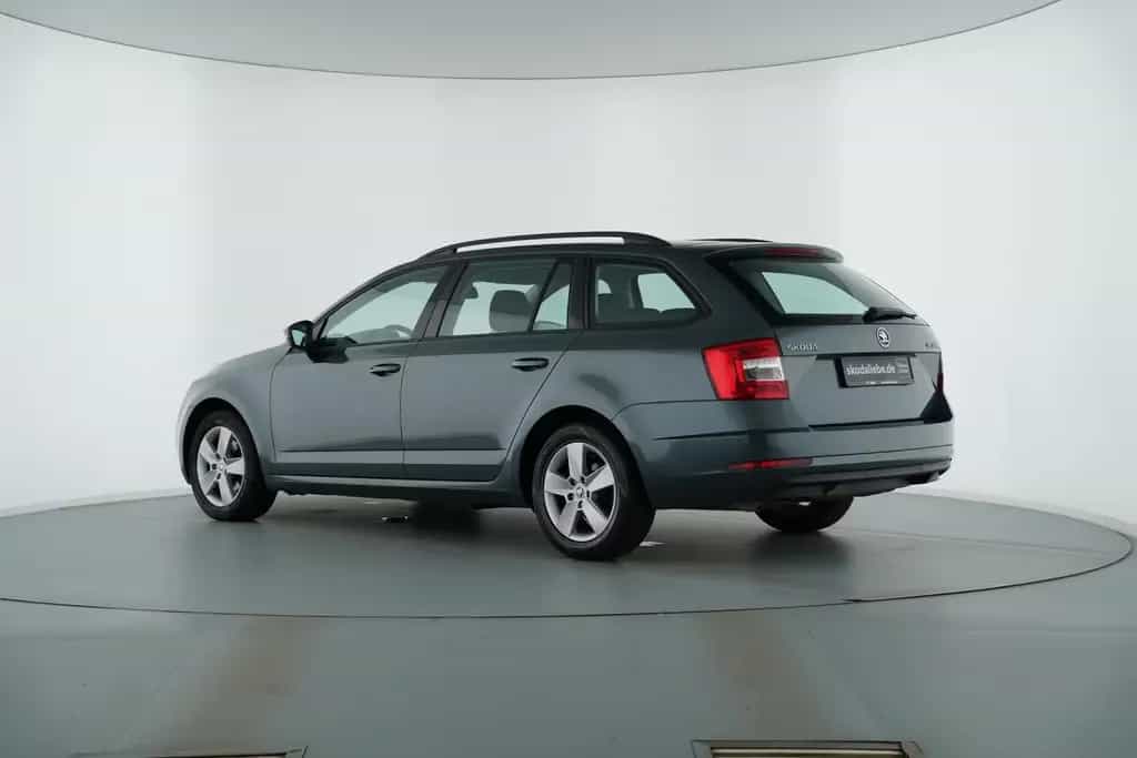 Skoda Octavia COMBI 1.4TSI DSG+APPLE/ANDR+SHZ+TEMPOMAT 09/2017-photo-7