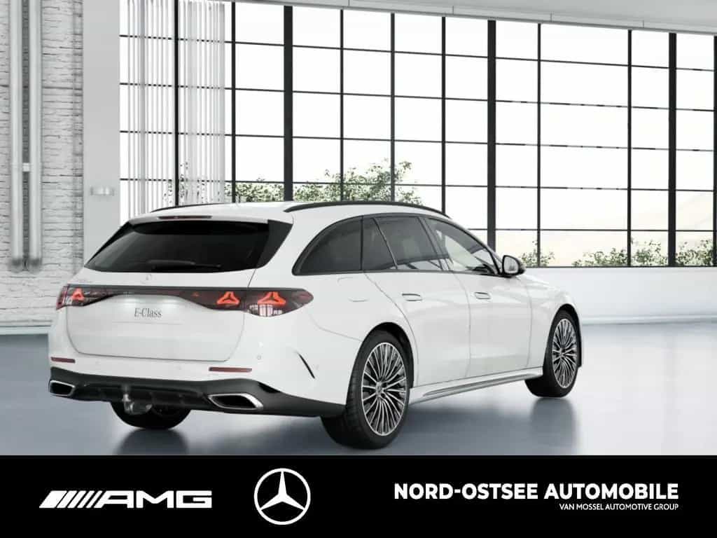 Mercedes-Benz E 220 d T AMG NIGHT PANO DISTRONIC 4D-SOUND 06/2026-photo-1