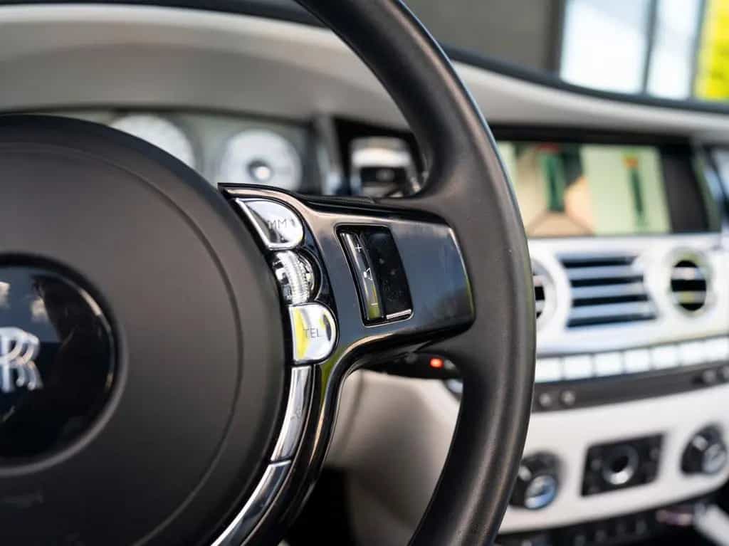 Rolls-Royce Dawn 6.6 V12 04/2018-photo-18