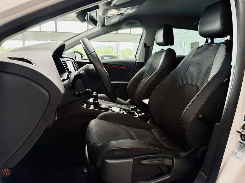 Seat Leon FR |NAVI|Kamera|SHZ|LED|Carplay| 10/2018-photo-16