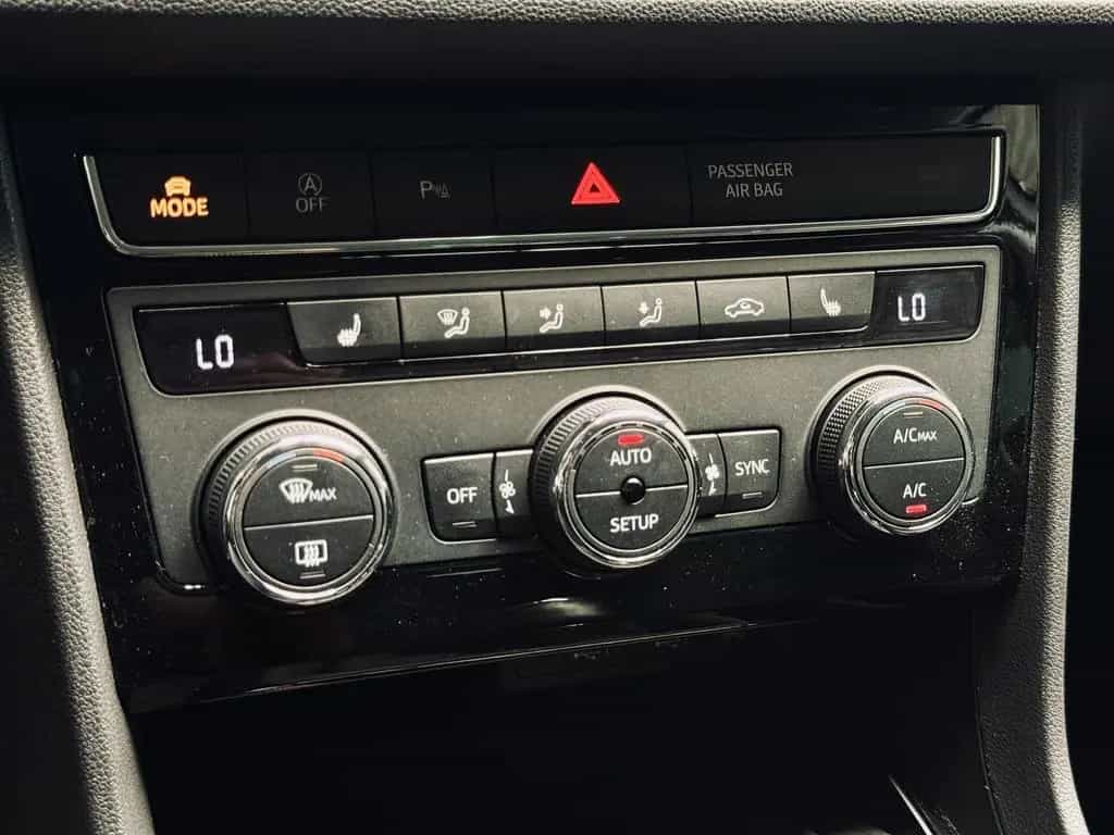 Seat Leon FR |NAVI|Kamera|SHZ|LED|Carplay| 10/2018-photo-27