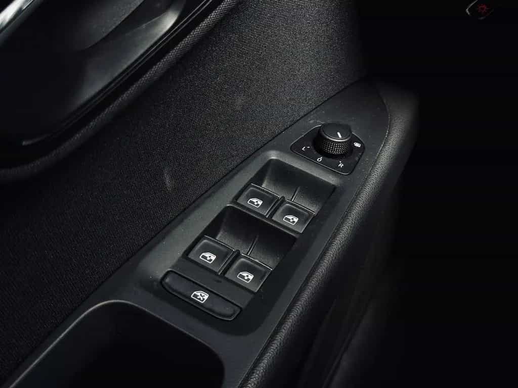 Seat Leon FR |NAVI|Kamera|SHZ|LED|Carplay| 10/2018-photo-32