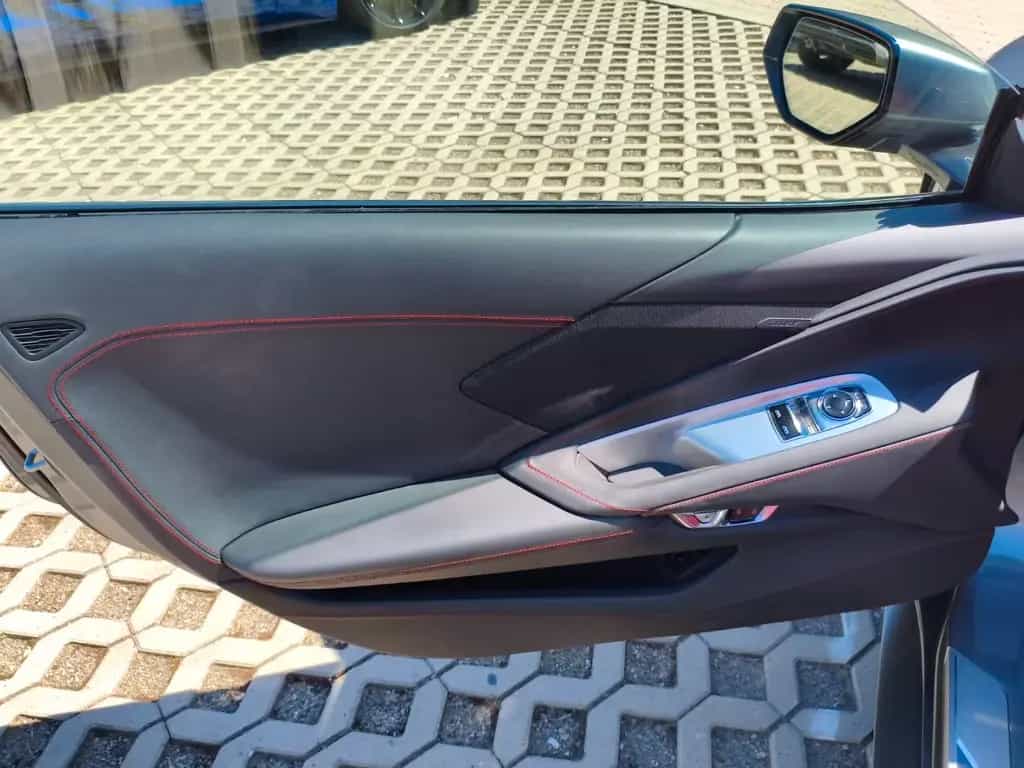 Corvette C8 TARGA 6.2 V8 Z06 PAKET 1LT R-CAM BOSE 01/2023-photo-19