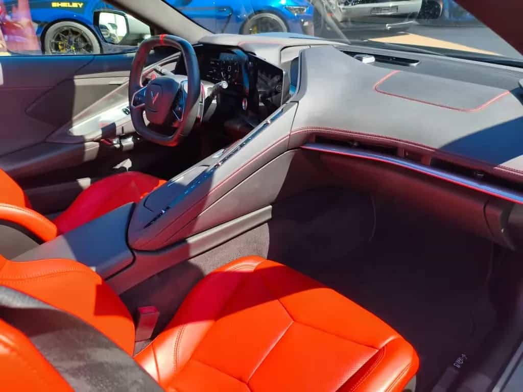 Corvette C8 TARGA 6.2 V8 Z06 PAKET 1LT R-CAM BOSE 01/2023-photo-31