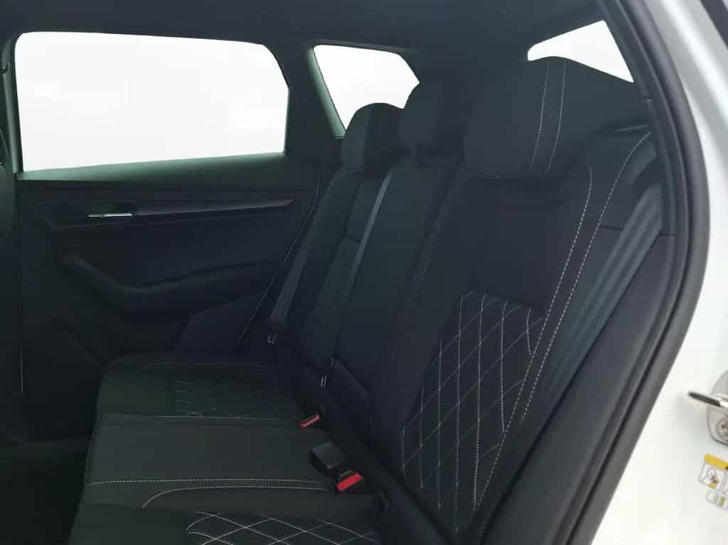 Skoda Karoq Sportline 2,0 TSI (140 kW) 4x4 DSG null-photo-2
