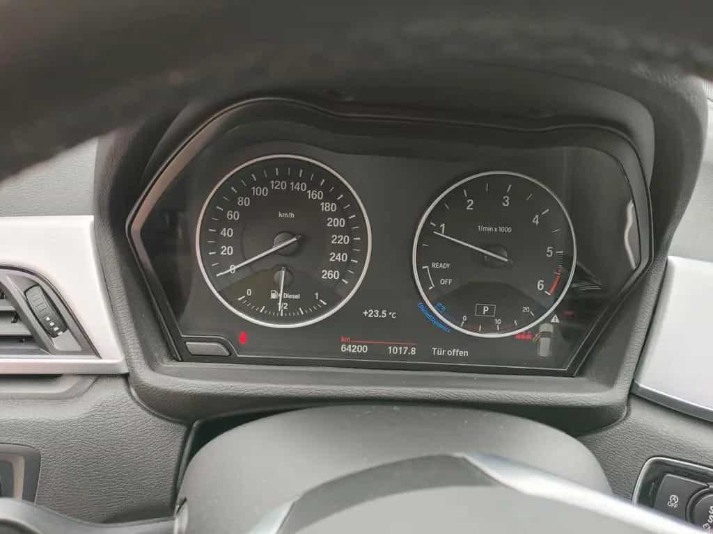 BMW X1 xDrive20d xLine 64tkm Top Ausstattung 09/2016-photo-13