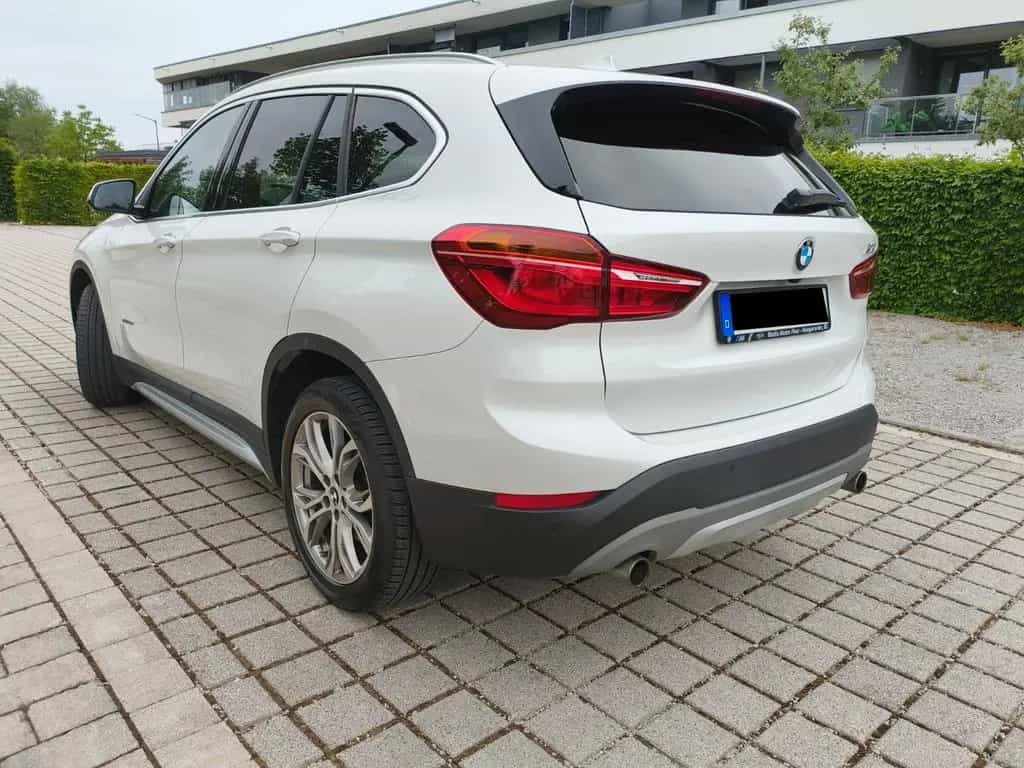 BMW X1 xDrive20d xLine 64tkm Top Ausstattung 09/2016-photo-3