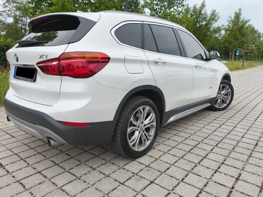 BMW X1 xDrive20d xLine 64tkm Top Ausstattung 09/2016-photo-5