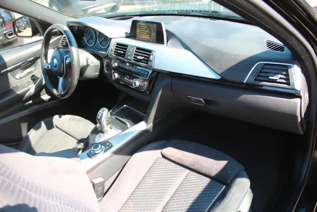 BMW 320 d M Sport, LED, GSD, RFK 08/2017-photo-13