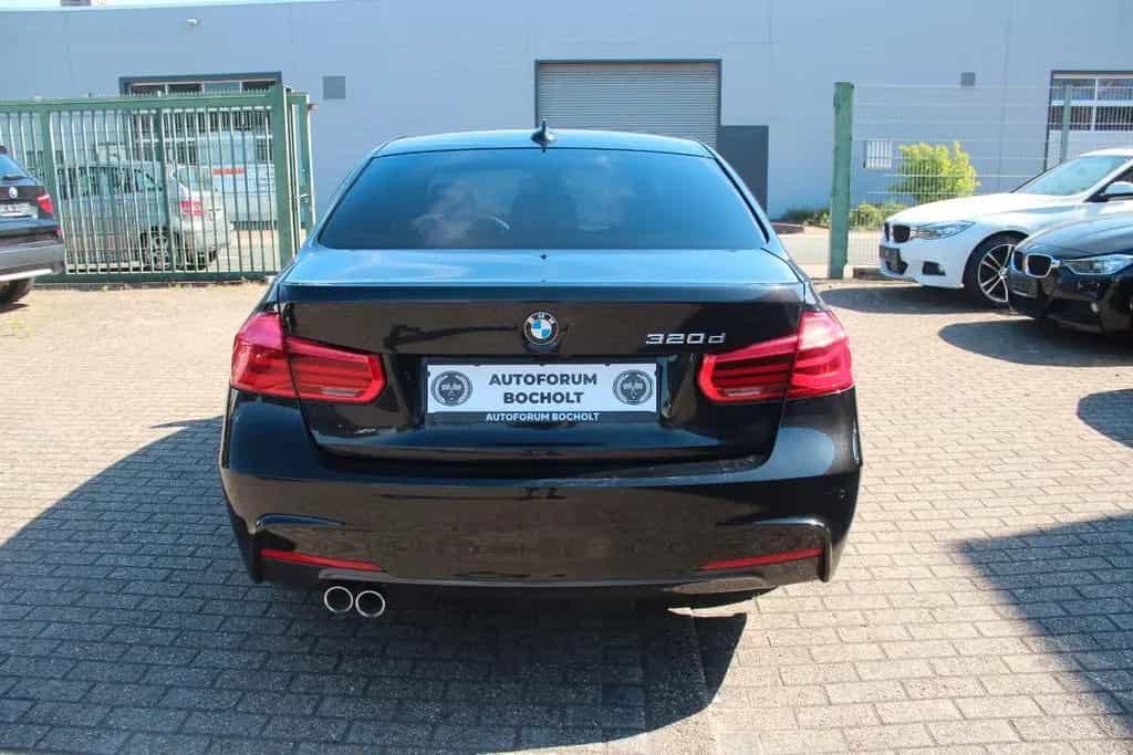 BMW 320 d M Sport, LED, GSD, RFK 08/2017-photo-4