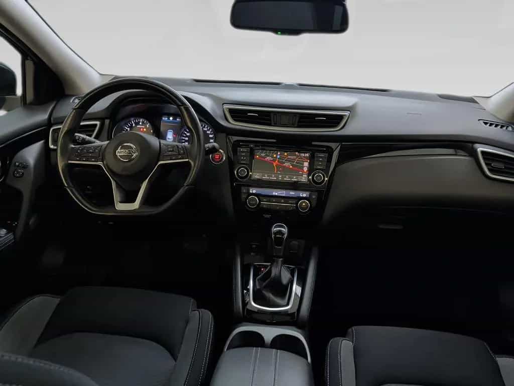 Nissan Qashqai DIG-T ZAMA/n-connecta Pano+Navi+360+iKey 12/2020-photo-13