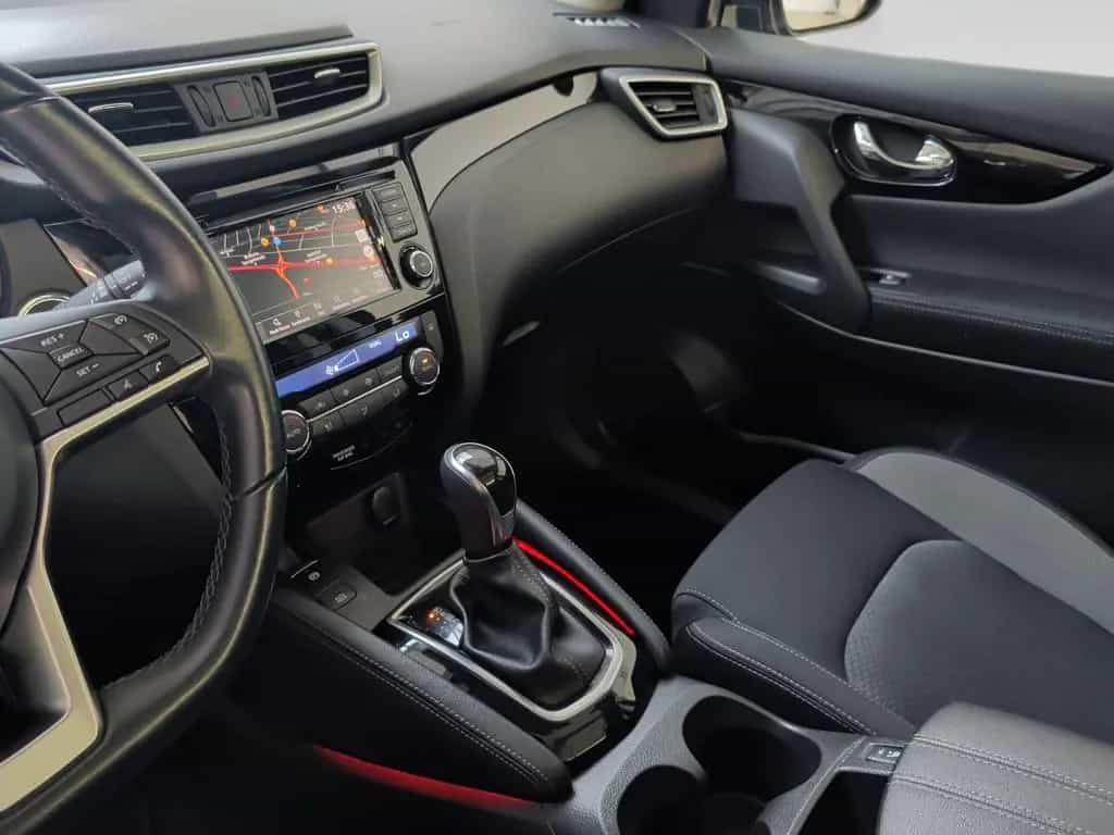 Nissan Qashqai DIG-T ZAMA/n-connecta Pano+Navi+360+iKey 12/2020-photo-15