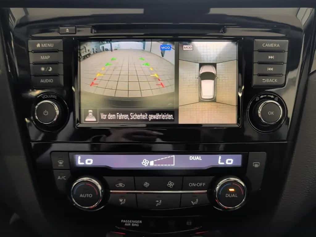 Nissan Qashqai DIG-T ZAMA/n-connecta Pano+Navi+360+iKey 12/2020-photo-19