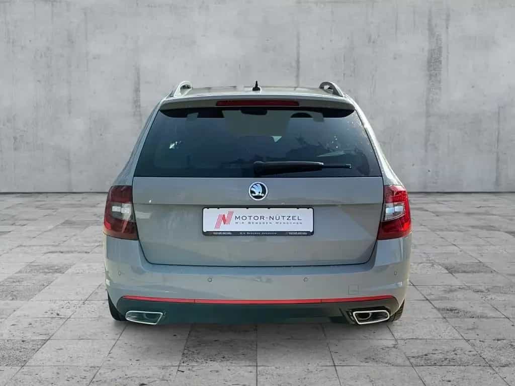 Skoda Octavia Combi RS 2.0 TSI LED+SHZ+PDC+GRA+DAB+BT 04/2018-photo-4