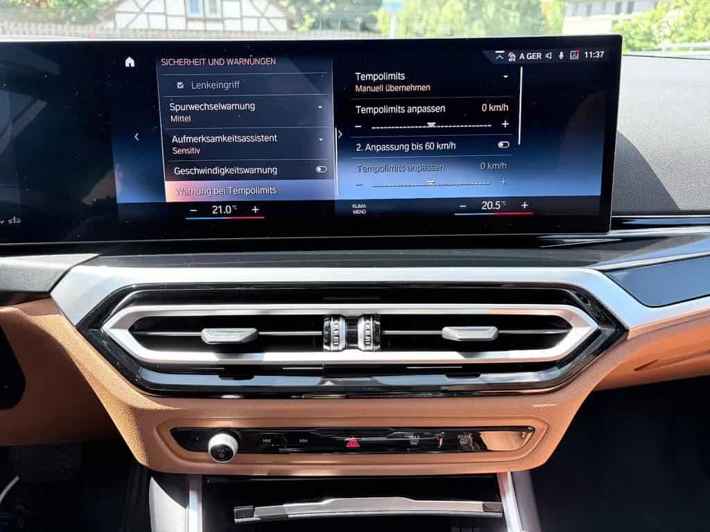 BMW 320 d Aut. PANO/AHK/STOP&GO/MEMORY/HUD/KAMERA 01/2023-photo-34