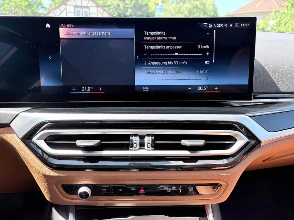 BMW 320 d Aut. PANO/AHK/STOP&GO/MEMORY/HUD/KAMERA 01/2023-photo-35