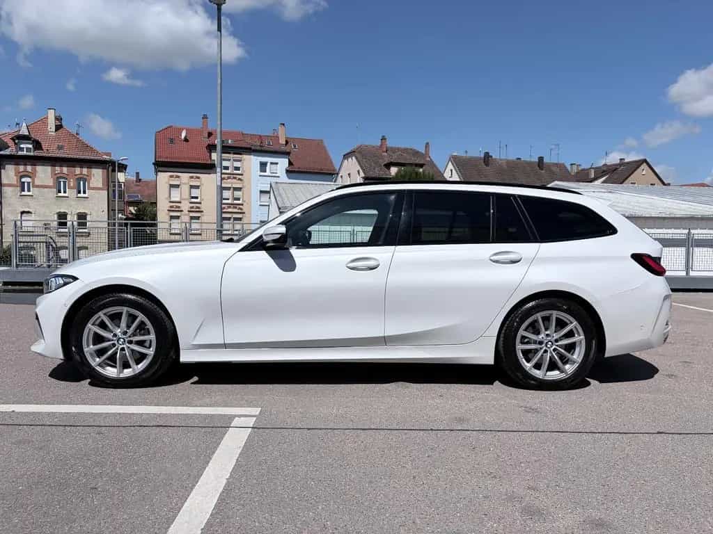 BMW 320 d Aut. PANO/AHK/STOP&GO/MEMORY/HUD/KAMERA 01/2023-photo-7