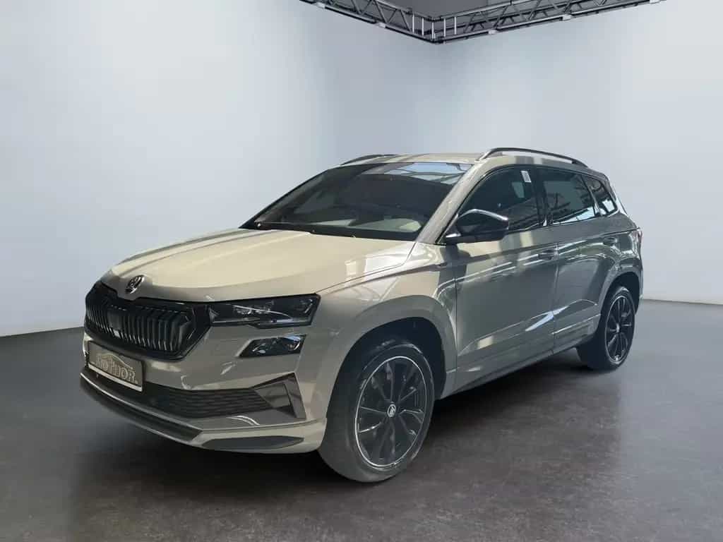 Skoda Karoq Sportline 1.5 TSI DSG Rückfahrkamera 03/2024-photo-1