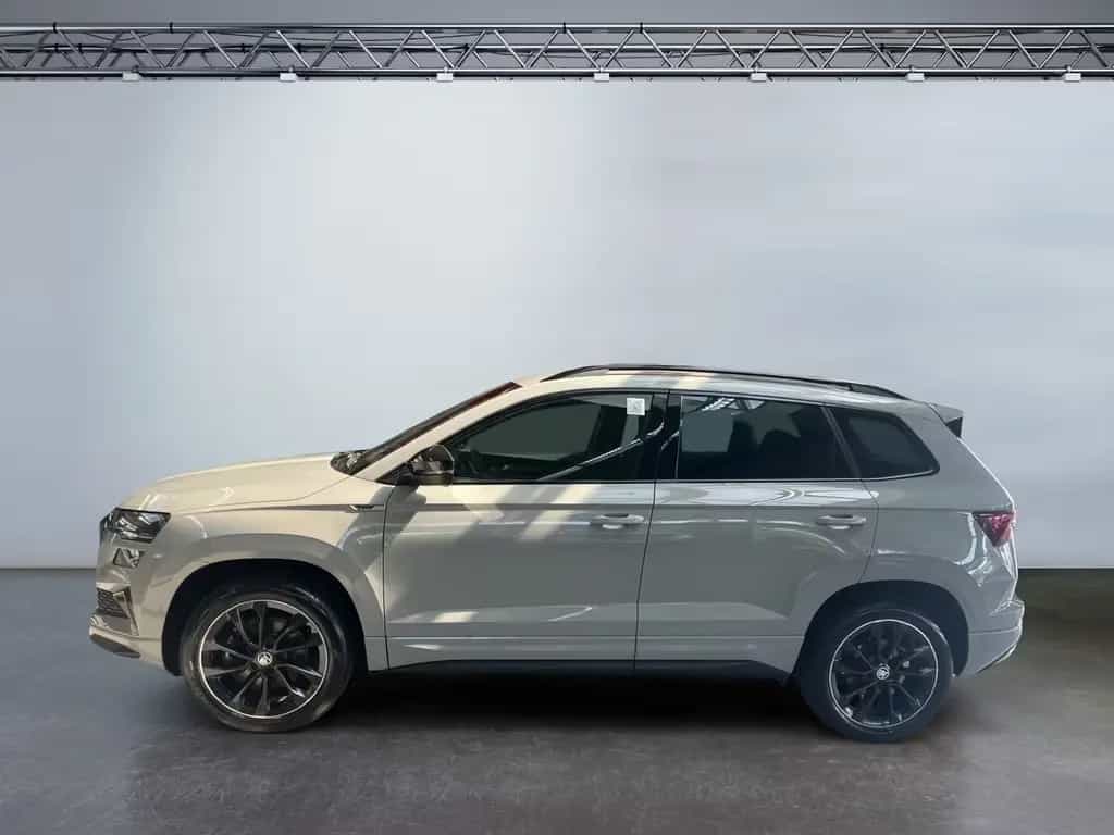 Skoda Karoq Sportline 1.5 TSI DSG Rückfahrkamera 03/2024-photo-2