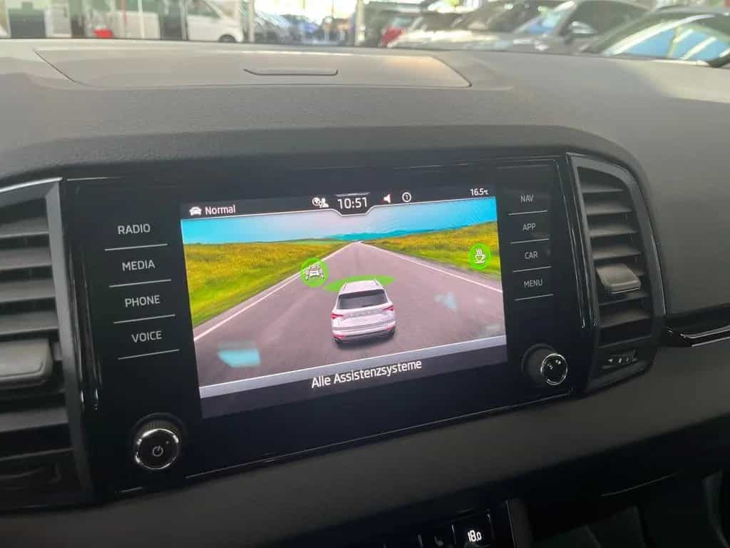 Skoda Karoq Sportline 1.5 TSI DSG Rückfahrkamera 03/2024-photo-25