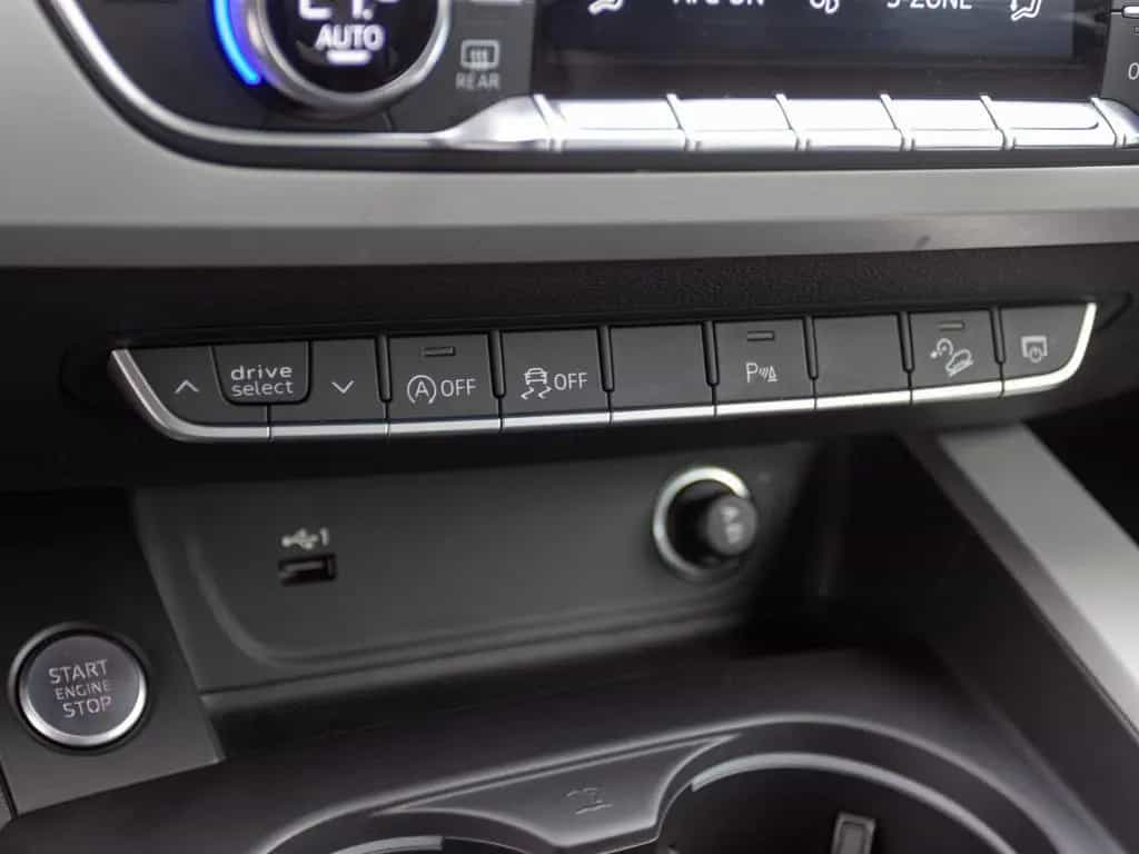 Audi A4 Allroad 40TDI qu Stronic Navi LED ACC AHK EPH 05/2022-photo-21