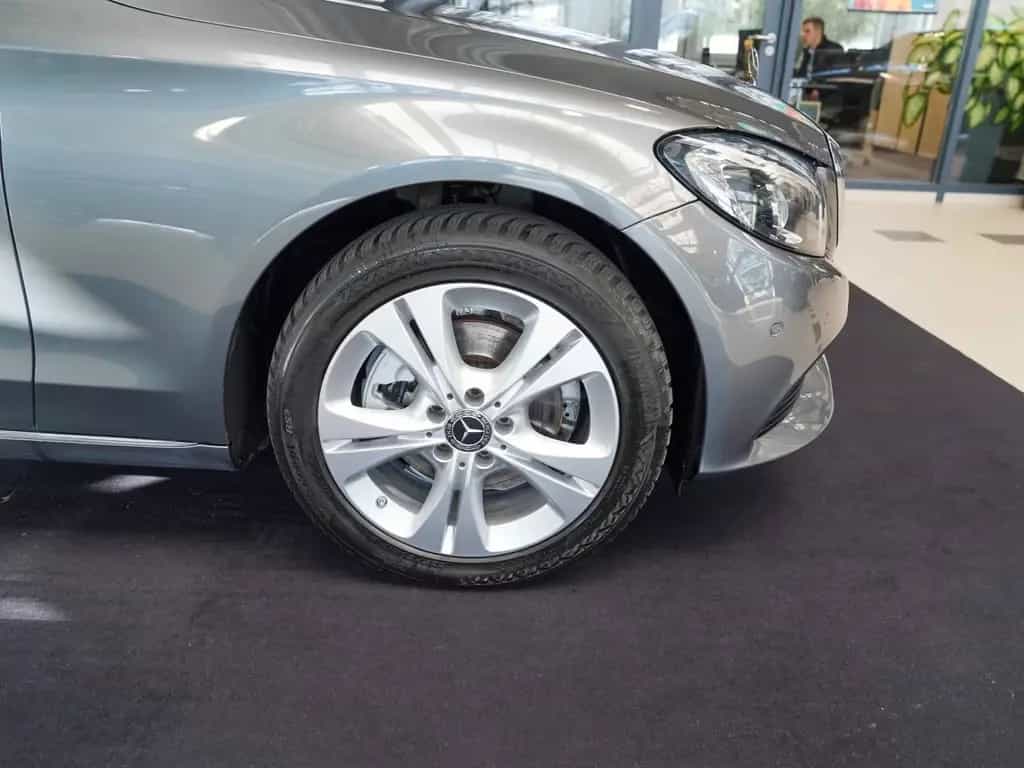 Mercedes-Benz C 220 d T 4M EXCLUSIVE Standheizung Pano Totwink 05/2018-photo-1