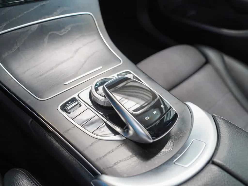 Mercedes-Benz C 220 d T 4M EXCLUSIVE Standheizung Pano Totwink 05/2018-photo-19